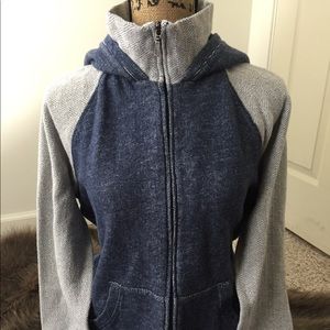 L.L Bean zip up sweater ❤️